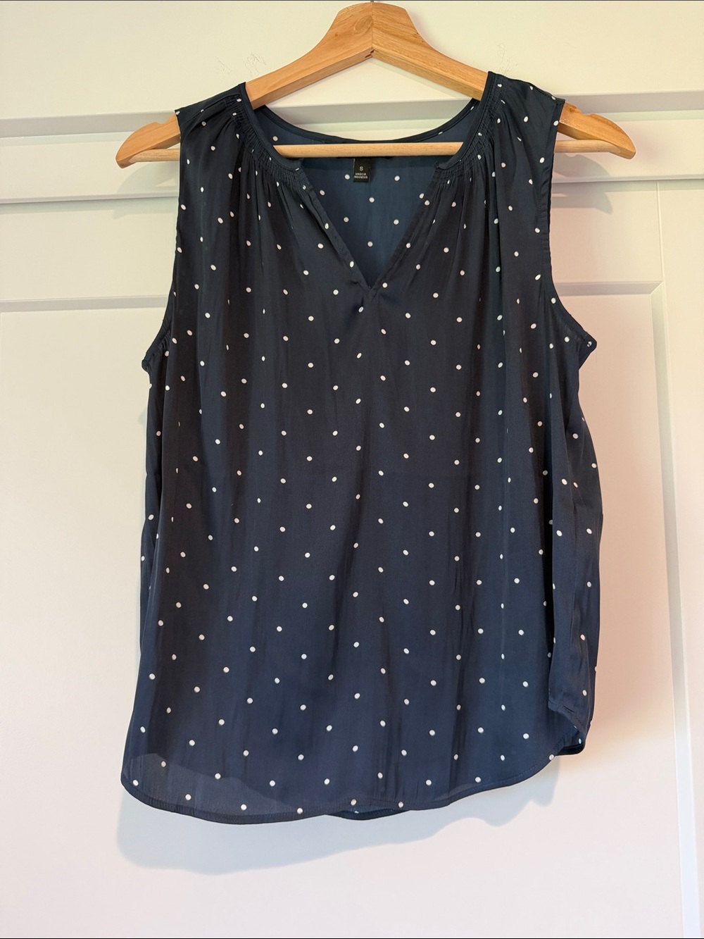 Banana Republic Navy and White Polka Dot Sleeveless V-Neck Camisole